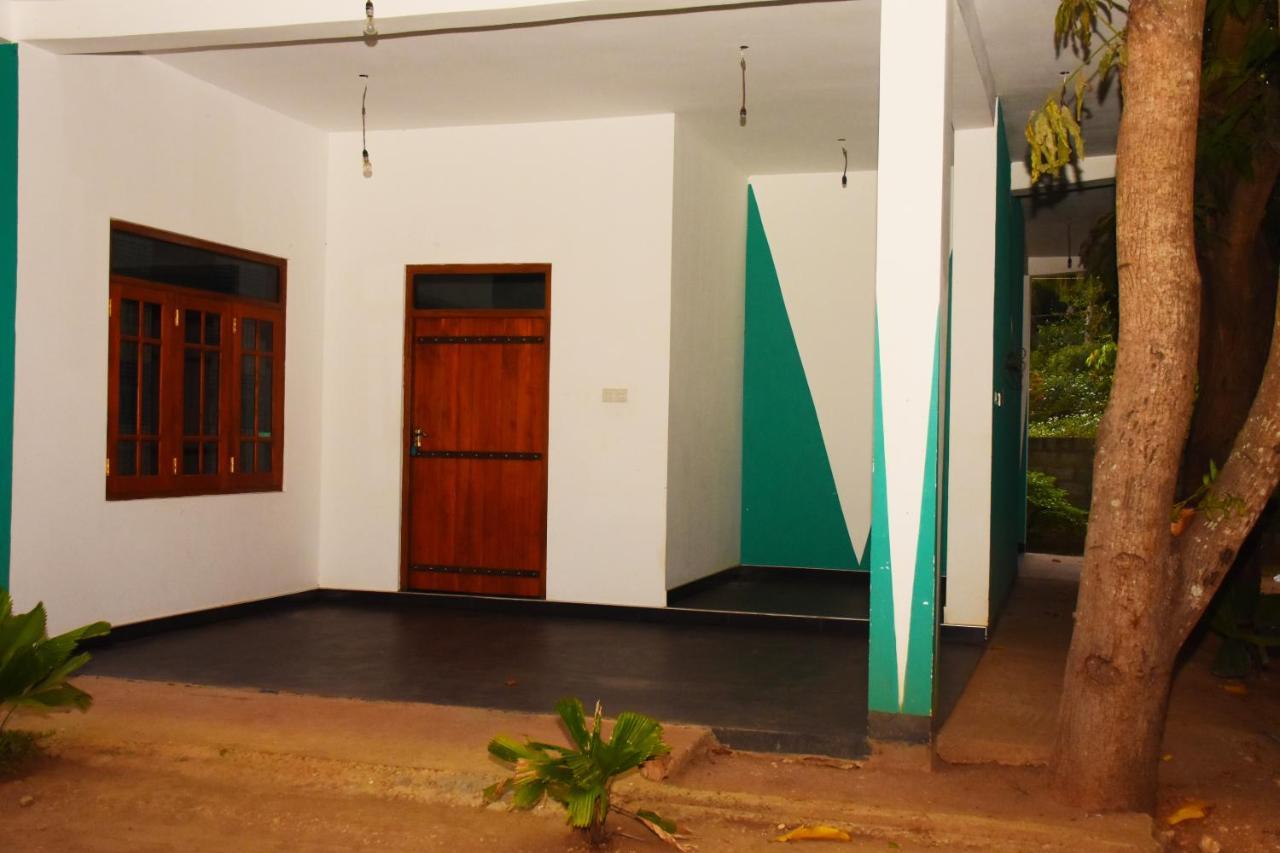 Kuma Safari Lodge Udawalawe Zewnętrze zdjęcie